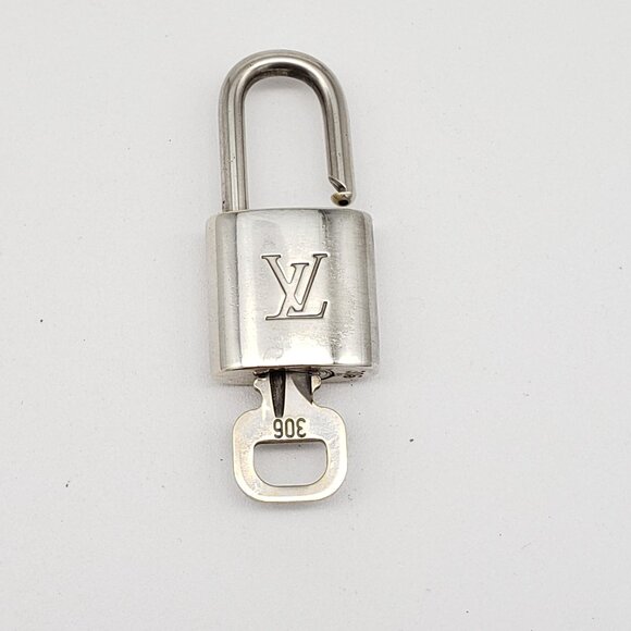 Authentic Louis Vuitton 1 Lock and 1 Key Silver Color - Picture 1 of 5